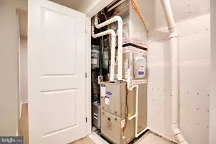 4492 Blush Peony Terrace, Chantilly, VA 20151 - Photo 48