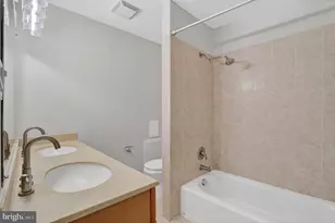 3052 Sugar Ln, Vienna, VA 22181 - Photo 18