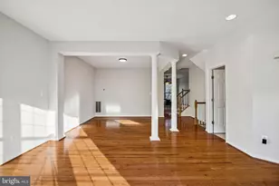 8555 Wyngate Manor Ct, Alexandria, VA 22309 - Photo 6