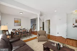 8555 Wyngate Manor Ct, Alexandria, VA 22309 - Photo 4