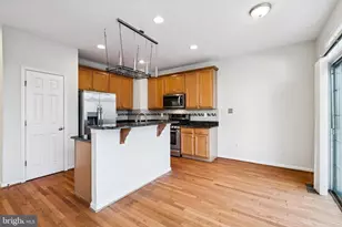 8555 Wyngate Manor Ct, Alexandria, VA 22309 - Photo 14