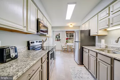 1146 Wimbledon Drive, McLean, VA 22101 - Photo 12