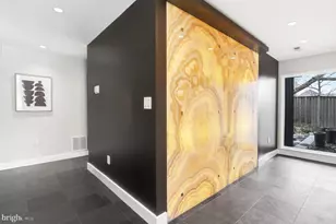 10519 Zion Dr, Fairfax, VA 22032 - Photo 8