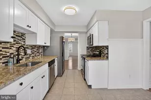 5816 Apple Wood Ln, Burke, VA 22015 - Photo 8