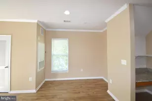 5117 Travis Edward Way, Centreville, VA 20120 - Photo 8
