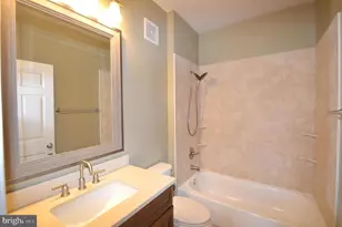 5117 Travis Edward Way, Centreville, VA 20120 - Photo 20