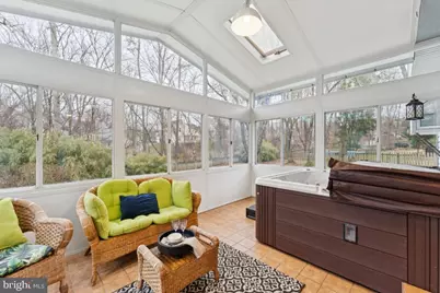 13901 Waverly Creek Court, Chantilly, VA 20151 - Photo 16