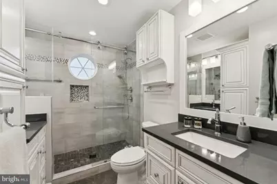 13901 Waverly Creek Court, Chantilly, VA 20151 - Photo 18