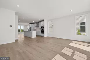 13922 Aviation Pl, Herndon, VA 20171 - Photo 16