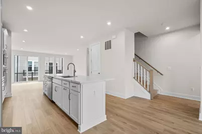 13922 Aviation Place, Herndon, VA 20171 - Photo 12