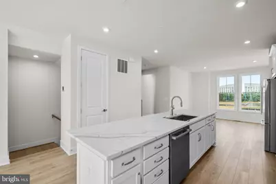 13922 Aviation Place, Herndon, VA 20171 - Photo 10