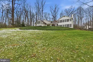 11728 Stuart Mill Rd, Oakton, VA 22124 - Photo 2