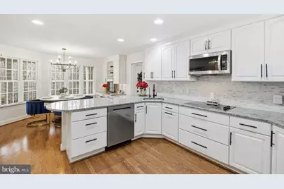 11728 Stuart Mill Road, Oakton, VA 22124 - Photo 6