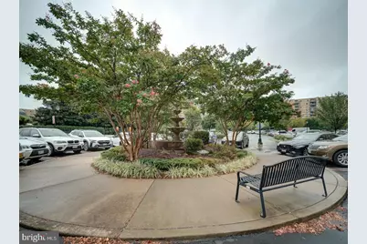 8360 Greensboro Drive #305, McLean, VA 22102 - Photo 4
