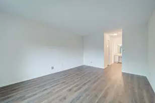 8360 Greensboro Dr, McLean, VA 22102 - Photo 22