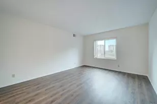 8360 Greensboro Dr, McLean, VA 22102 - Photo 20