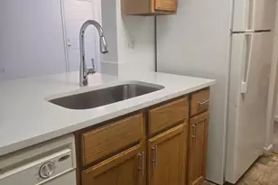 7516 Snowpea Ct, Alexandria, VA 22306 - Photo 4