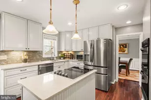 11401 Tanbark Dr, Reston, VA 20191 - Photo 18