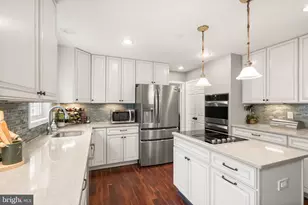 11401 Tanbark Dr, Reston, VA 20191 - Photo 20