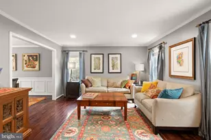 11401 Tanbark Dr, Reston, VA 20191 - Photo 10