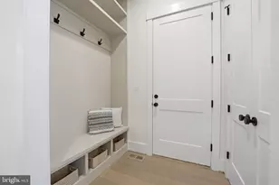 7228 Allan Ave, Falls Church, VA 22046 - Photo 26