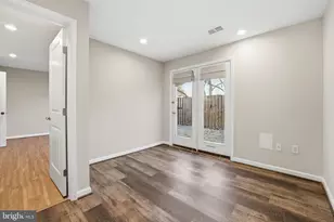 1528 Goldenrain Ct, Reston, VA 20190 - Photo 32