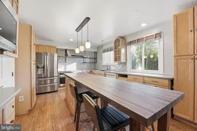 1528 Goldenrain Court, Reston, VA 20190 - Photo 8