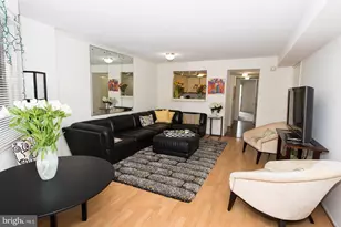 1951 Sagewood Ln, Reston, VA 20191 - Photo 6