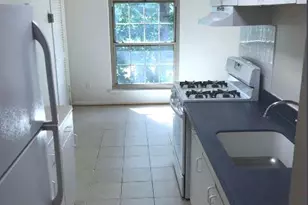 3322 Woodburn Village Dr, Annandale, VA 22003 - Photo 4