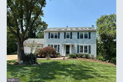 1918 Contralto Court, Vienna, VA 22182 - Photo 2