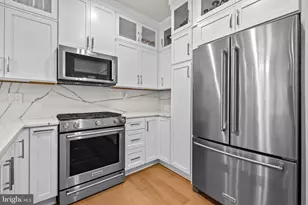 7470 Backett Wood Ter, McLean, VA 22102 - Photo 16