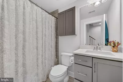 5241 Ridgeview Retreat Drive, Chantilly, VA 20151 - Photo 20