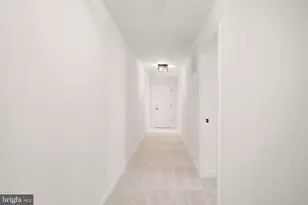 14379 Round Lick Ln, Centreville, VA 20120 - Photo 36