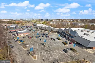 14379 Round Lick Ln, Centreville, VA 20120 - Photo 108