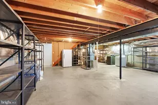 14379 Round Lick Ln, Centreville, VA 20120 - Photo 64