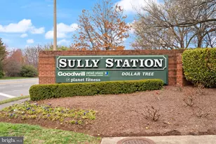 14379 Round Lick Ln, Centreville, VA 20120 - Photo 102