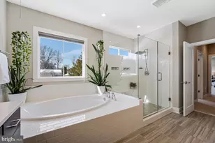 2838 Cambridge Park Pl, Fairfax, VA 22031 - Photo 12