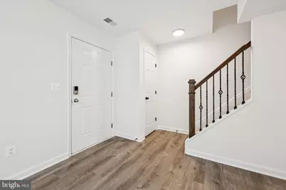 601 Clearwater Court, Herndon, VA 20170 - Photo 2