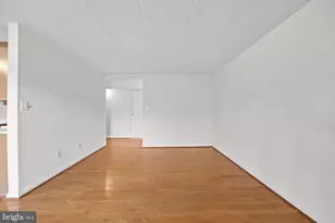 2305 Freetown Ct, Reston, VA 20191 - Photo 12