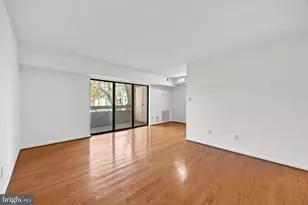 2305 Freetown Ct, Reston, VA 20191 - Photo 14