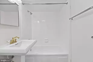 2305 Freetown Ct, Reston, VA 20191 - Photo 28