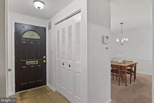 4301 Greenberry Ln, Annandale, VA 22003 - Photo 4