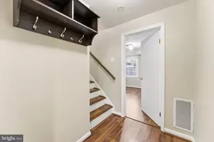 7960 Central Park Cir, Alexandria, VA 22309 - Photo 24