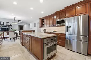 15456 Waters Creek Dr, Centreville, VA 20120 - Photo 6