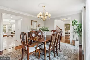 15456 Waters Creek Dr, Centreville, VA 20120 - Photo 10