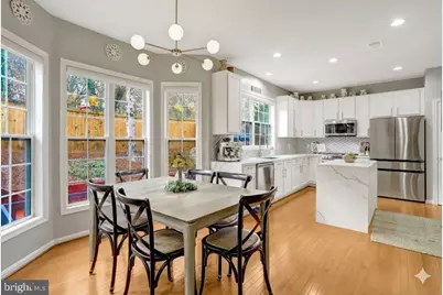 7374 Pohick Ridge Court, Springfield, VA 22153 - Photo 8