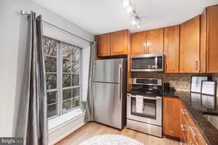 4561 Interlachen Ct, Alexandria, VA 22312 - Photo 10