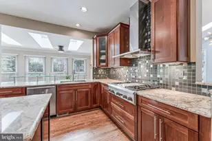 3109 Kinross Cir, Herndon, VA 20171 - Photo 22