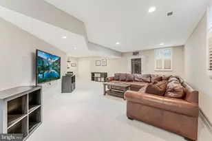 3109 Kinross Cir, Herndon, VA 20171 - Photo 62