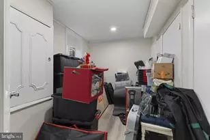 8400 Thompson Rd, Annandale, VA 22003 - Photo 26